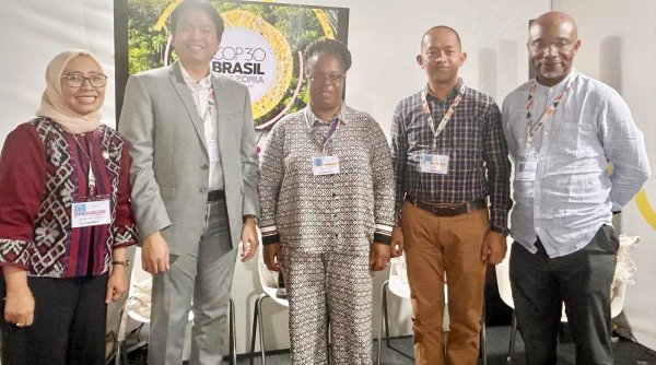 Transisi Energi Global Ancam Hak Masyarakat Adat