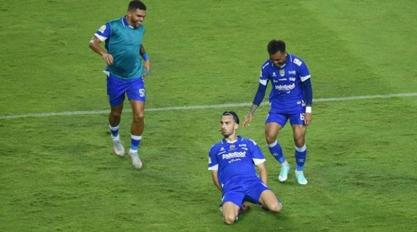 PERSIB Lanjutkan Tren Kemenangan