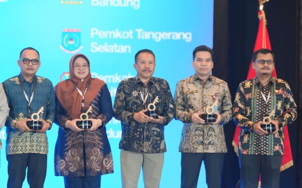 Pemkab Bandung Raih Penghargaan 'Be Award 2025' di Ajang Digital Trust 360 Summit BSSN