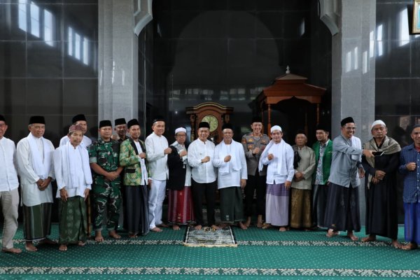Bupati Bandung Tegaskan Program Insentif Guru Ngaji Tetap Berjalan