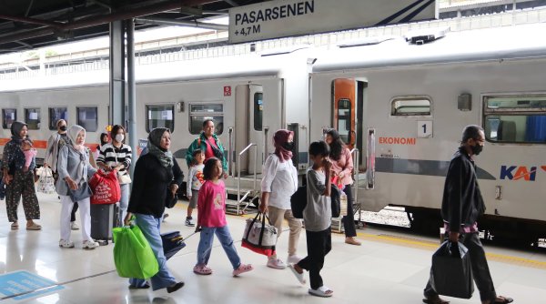 Begini Cara Pemesanan Tiket Kereta Api untuk Natal dan Tahun Baru