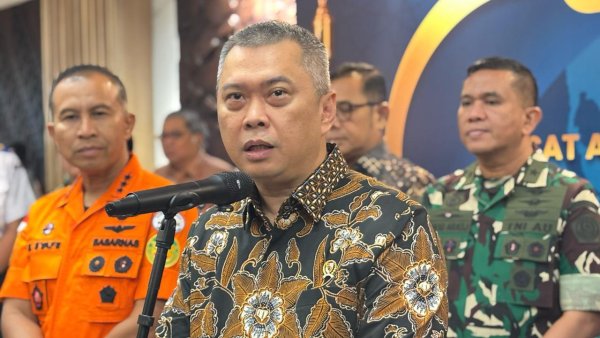 Menhub Larang Truk Masuk Tol 24 Jam untuk Natal dan Tahun Baru, Ini Dampaknya pada Logistik