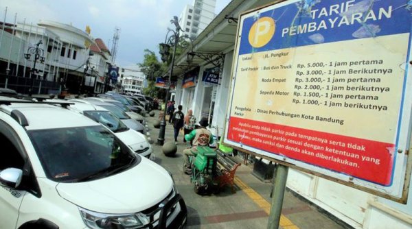 Pungli Parkir Braga Disorot, Pemkot Bandung Turun Tangan