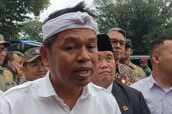 Dedi Mulyadi Larang UMKM Ciwidey Jual Kopi Sachet