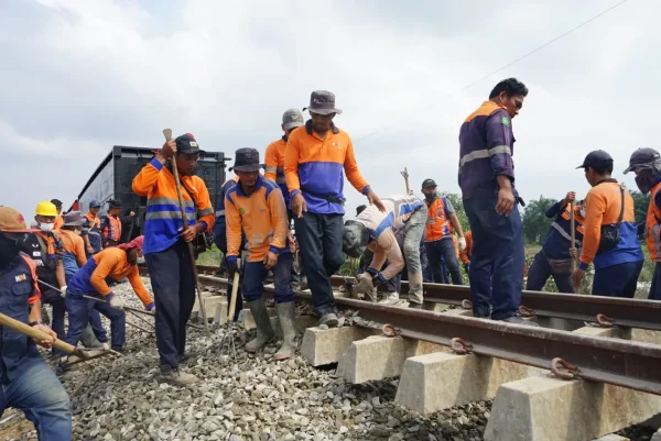 KAI Lakukan Penyesuaian Operasional Pasca-Banjir di Sumatera Barat, Sumatera Utara, dan Aceh