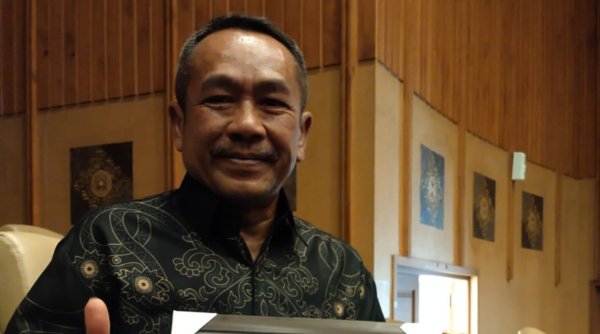 Yohana Sastra Diganjar Penghargaan oleh BAZNAS Kabupaten Bandung: Inisiatif Terbentuknya UPZ Gerakan ZIS