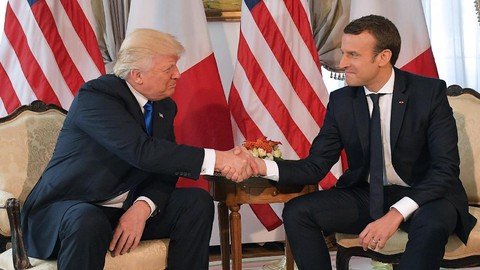Tarif 200% Jadi Senjata Diplomasi: Trump Tekan Prancis Usai Macron Tolak Dewan Perdamaian