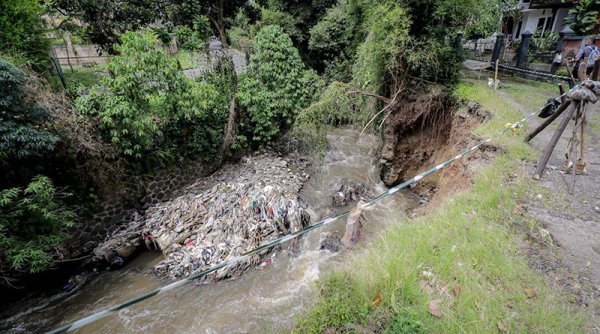 Pemkot Bandung Gerak Cepat Antisipasi Longsor Sarijadi