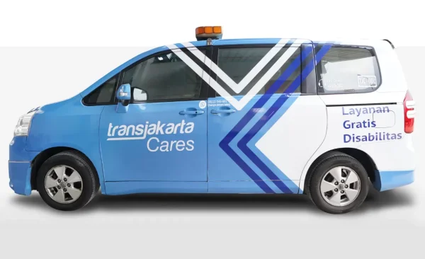 Tunanetra Jatuh ke Saluran Air, Transjakarta Evaluasi Pendampingan Layanan Disabilitas