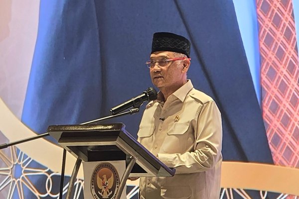 Menhaj: Tak Ada Lagi Kepala Daerah Jadi Petugas Haji