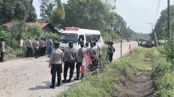 Konflik Agraria di Padang Halaban Pelanggaran Atas Konstitusionalitas Petani!