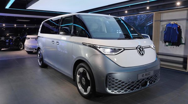 Volkswagen Luncurkan ID. Buzz BOZZ White Signature Edition
