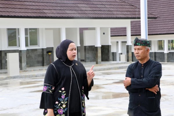 Humaira Sidak SMAN 1 Kutawaringin, Soroti Buruknya Kualitas Bangunan Sekolah