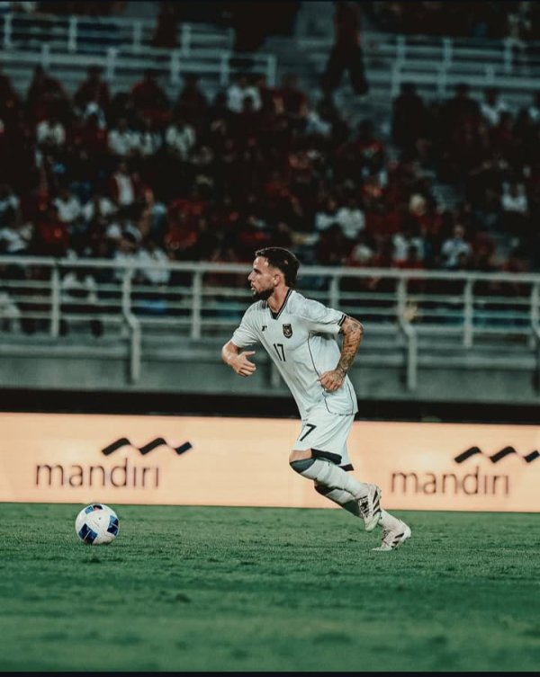 Malam Kelam Wakil Garuda di Eropa: Dean James dan Calvin Verdonk Tumbang di Matchday Liga Europa