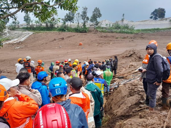 20 Jenazah Korban Longsor Cisarua Berhasil Diidentifikasi Tim DVI