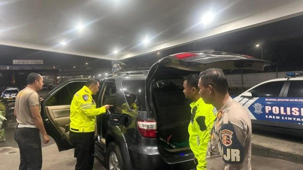 Patroli Malam Bongkar Aksi Penyelewengan Solar Subsidi di Tol Jagorawi