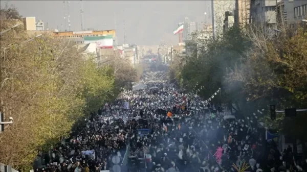 Sunyi di Jalanan, Ketegangan Masih Menggantung: Iran Tangkap 3.000 Orang Usai Gelombang Protes