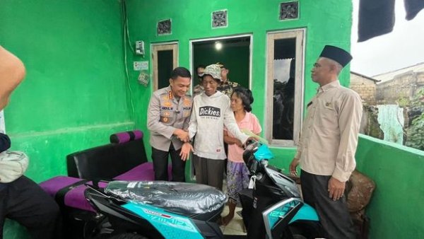 Akhir Damai Kasus Es Jadul Viral: Aparat Datang Minta Maaf, Pedagang Dapat Dukungan Usaha