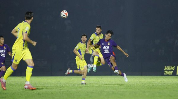 PERSIB Ditahan Persik 1-1, Wasit Jadi Sorotan