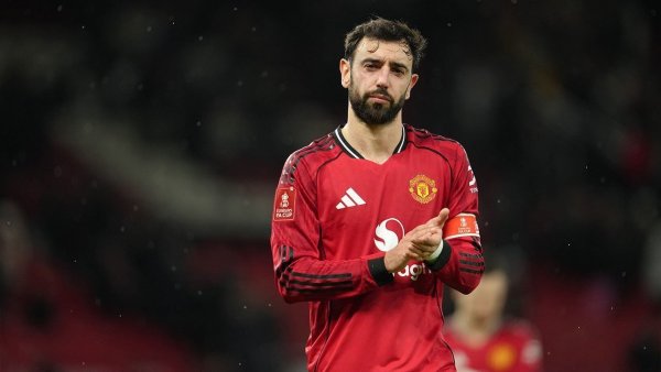 Old Trafford Membisu: Musim Terpendek Manchester United Berujung Tragedi Tanpa Trofi