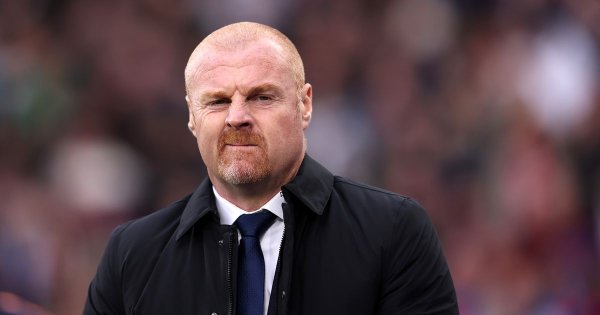 Kursi Panas di City Ground: Nottingham Forest Kembali Ganti Pelatih di Tengah Ancaman Degradasi