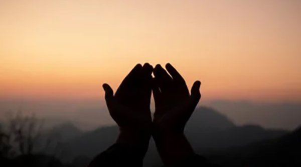 Doa Awal Ramadan 2026: Sambut Bulan Suci dengan Hati Bersih