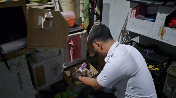 Petugas Lapas Warungkiara Razia Kamar Napi, Sendok sampai Kartu Remi Disita