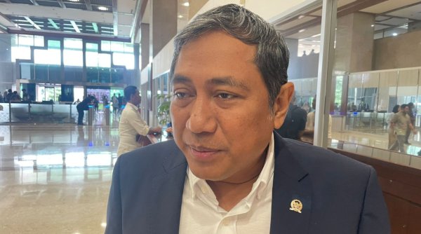 Capaian Investasi 2025 Tembus Rp1.930 Triliun, Rokhmat Ardiyan Berikan Apresiasi