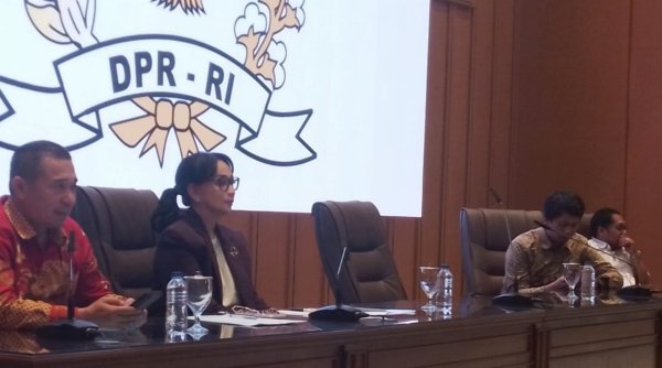 Waspada Hoaks di Era Digital: Amelia Anggraini Tekankan Disiplin Verifikasi sebagai Benteng Ruang Publik