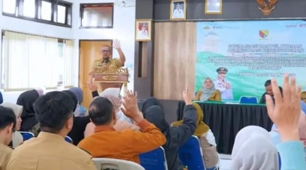 Disdukcapil Gelar Sosialisasi dan  Pelayanan Admistrasi Kependudukan di Pangalengan