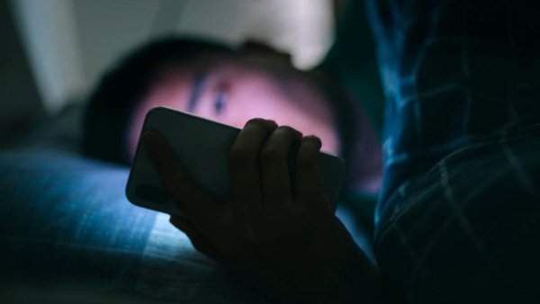 Kebiasaan Tidur Larut Malam: 5 Dampak Serius pada Berat Badan yang Perlu Diwaspadai