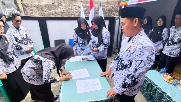 Penguatan Organisasi, Kepengurusan PGRI Kadudampit Sukabumi Libatkan Lintas Lembaga