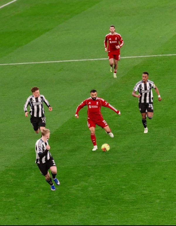 Kehilangan Kapten dan Api Rivalitas: Al-Ittihad Jadikan Mohamed Salah Target Utama
