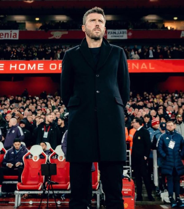 Rehat Sejenak, Bangkit Kembali: Sentuhan Carrick yang Mengakhiri Tragedi Keletihan Manchester United
