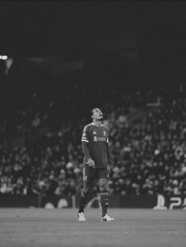 Van Dijk Tegaskan Mental Liverpool Belum Runtuh Meski Terpukul di Anfield