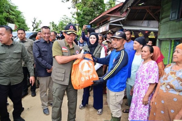 Di Tengah Puasa, Kepala BNPB Suharyanto Pastikan Bantuan Tiba, Lia: Inilah Wajah Negara