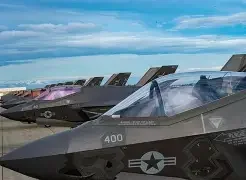 Jet Tempur F-35C AS Jatuhkan Drone Iran Dekat Kapal Induk USS Abraham Lincoln di Laut Arab
