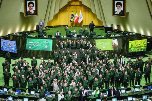 Iran Balas Keputusan Uni Eropa, Tetapkan Tentara Negara-negara UE Sebagai “Kelompok Teroris”