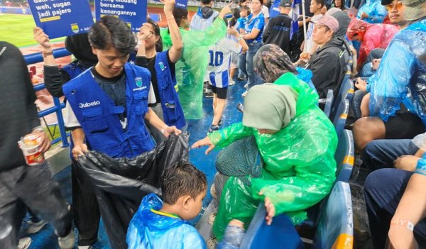 7 Terobosan Luar Biasa Persib: Pengelolaan Sampah Stadion GBLA yang Bikin Kagum