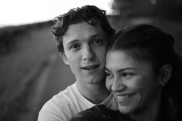 Tanpa Sorotan Publik, Zendaya–Tom Holland Disebut Telah Ucap Janji Suci
