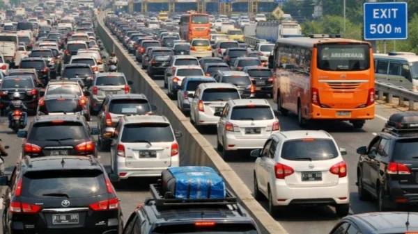 Puncak Arus Mudik Lebaran 2026 Diprediksi Capai 3,5 Juta Kendaraan di Trans Jawa