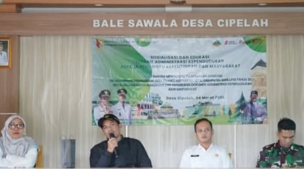Dukung TMMD ke-127, Disdukcapil Bandung Edukasi Adminduk di Rancabali