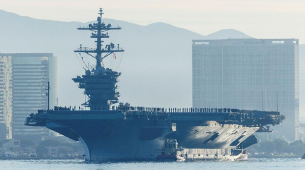 Iran Klaim Hantam USS Lincoln