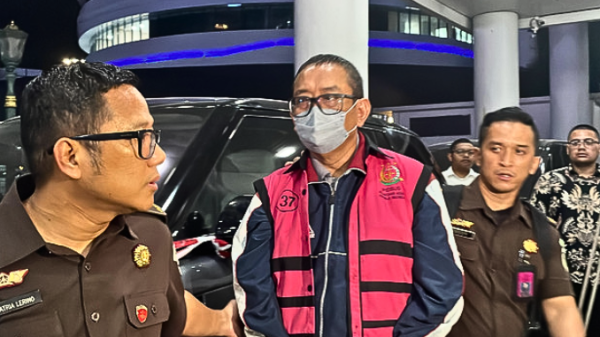 Majelis Hakim Bebaskan Tian Bahtiar, Soroti Perlindungan Hukum terhadap Kerja Jurnalistik