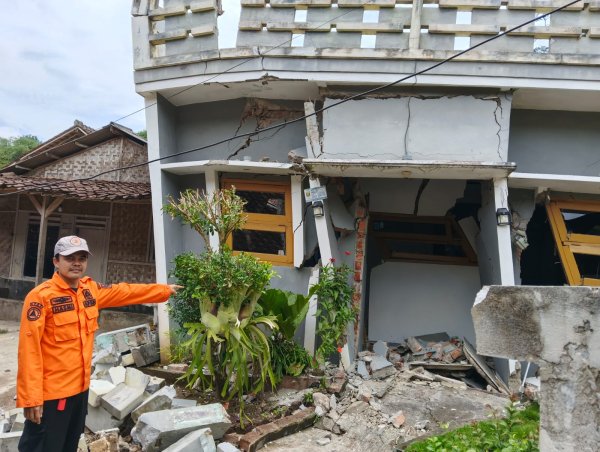 300 Jiwa Terdampak Pergerakan Tanah di Bantargadung Sukabumi