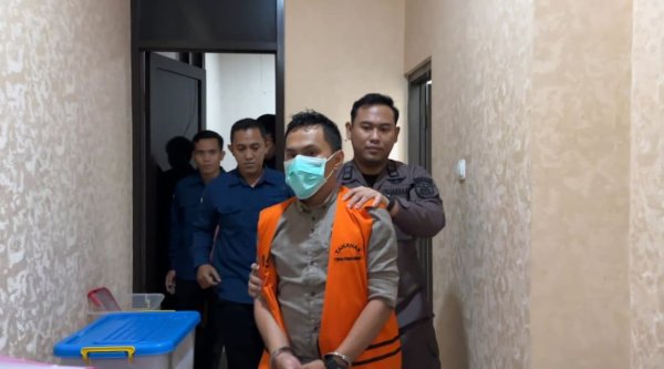 Korupsi Keuangan Desa dan PBB, Kades di Sukabumi Ditahan