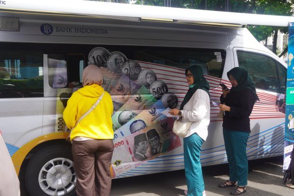 BI Buka Layanan Penukaran Uang Periode Kedua di Trans Studio Mall Bandung