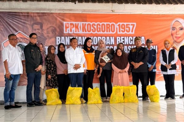 Sari Yuliati DPR RI Salurkan Bantuan untuk Warga Terdampak Longsor di Bandung Barat