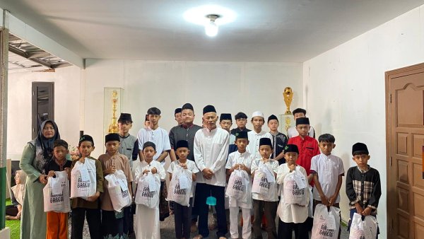 Tarya Witarsa Santuni Anak Yatim di Ciparay, Tebar Kebahagiaan Ramadan