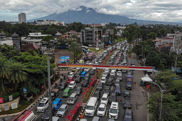 Puncak Berlaku One Way Pagi Ini